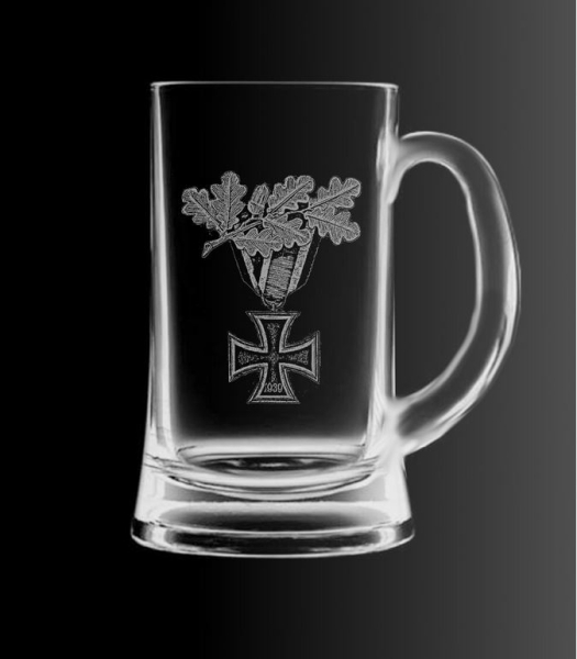 Bierkrüge aus Glas - Eisernes Kreuz