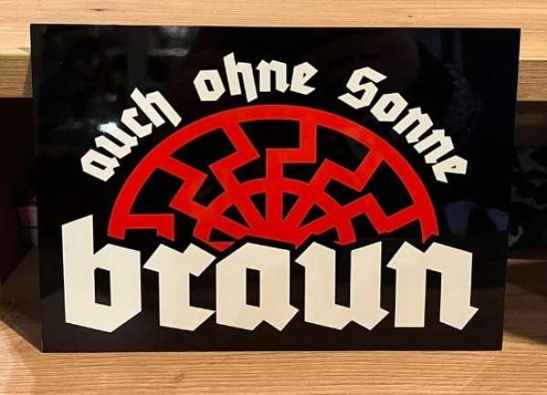 Blechschild KM - Auch ohne Sonne braun - schwarz