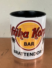 Tasse - schwarz - Afrikakorps Bar Brattendorf - Motiv 2